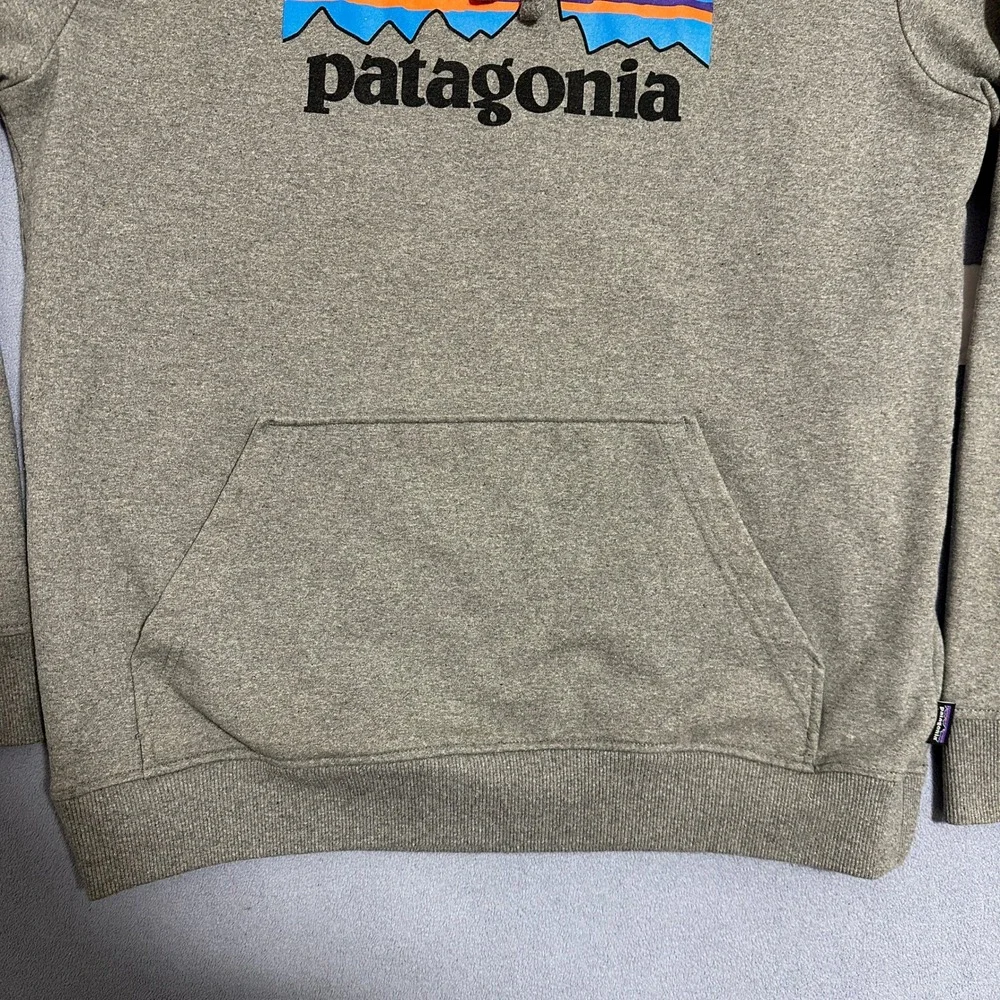 Patagonia P-6 Logo Uprisal Hoody Stretch Gravel Heather‎ Grey Mens Size Medium